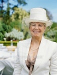 portrait of a mature woman smiling 이미지 (stk307013rkn) - 게티이미지뱅크 portrait of a mature woman smiling