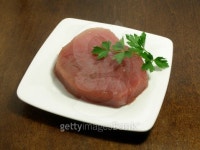 Steak of tuna fish with parsley 이미지 (115909345) - 게티이미지뱅크 Steak of tuna fish with parsley