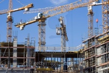 Cranes on a construction site. 이미지 (106478409) - 게티이미지뱅크 Cranes on a construction site.