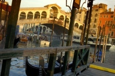 Rialto Bridge Traffic 이미지 (89907217) - 게티이미지뱅크 Rialto Bridge Traffic