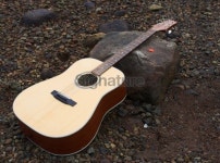 Acoustic guitar outdoors 이미지 (90841336) - 게티이미지뱅크 Acoustic guitar outdoors