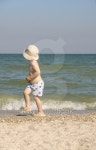 boy running along the seashore 이미지 (144287228) - 게티이미지뱅크 boy running along the seashore