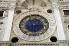 Clocktower on St. Marks Square in Venice 이미지 (89101251) - 게티이미지뱅크 Clocktower on St. Marks Square in Venice