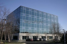 Glass Office Building 이미지 (91043948) - 게티이미지뱅크 Glass Office Building