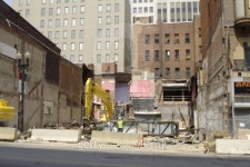 Large Earthmover Moving Scrap Metal at Demolition Site City 이미지 (140399207) - 게티이미지뱅크 Large Earthmover Moving... 