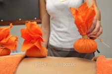 Herbal massage 이미지 (99248542) - 게티이미지뱅크 Herbal massage