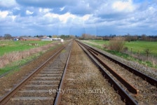 converging train lines in england 이미지 (140459779) - 게티이미지뱅크 converging train lines in england