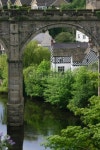 railway bridge arch over river, Knaresborough 이미지 (91083142) - 게티이미지뱅크 railway bridge arch over river, Knaresborough