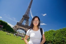 Young girl at the Eiffel Tower 이미지 (172733554) - 게티이미지뱅크 Young girl at the Eiffel Tower