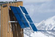 Solar Panels atop a Weather Station in the Mountains 이미지 (134438001) - 게티이미지뱅크 Solar Panels atop a Weather Station... 