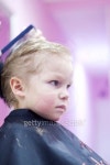 제나 헤어 스토리(제나 hair story) | Little boy in hairdressing saloon 이미지 (94365669) - 게티이미지뱅크 Little boy in hairdressing saloon