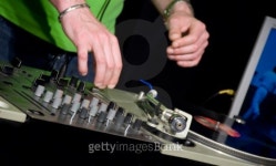 DJ in the club 이미지 (99680752) - 게티이미지뱅크 DJ in the club