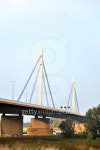 Traffic at the bridge 이미지 (100035674) - 게티이미지뱅크 Traffic at the bridge