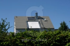 House roof with solar energy 이미지 (121185426) - 게티이미지뱅크 House roof with solar energy