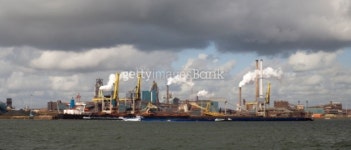 Steel factory 이미지 (95355943) - 게티이미지뱅크 Steel factory