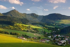 Beautiful autumn landscape 이미지 (101358050) - 게티이미지뱅크 Beautiful autumn landscape