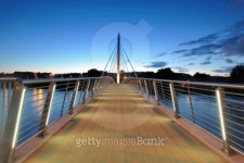 Pedestrian Bridge 이미지 (100918662) - 게티이미지뱅크 Pedestrian Bridge