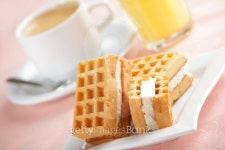 Breakfast with waffles 3 이미지 (95132889) - 게티이미지뱅크 Breakfast with waffles 3