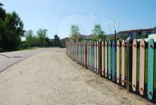 Colored fence on a park 이미지 (101081745) - 게티이미지뱅크 Colored fence on a park