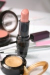 빨간입술화장품할인마트 | Composition of cosmetics with focus on lipstick 이미지 (117609706) - 게티이미지뱅크 Composition of cosmetics with focus on...