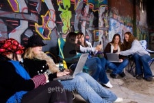 Teeangers on their laptops 이미지 (100837554) - 게티이미지뱅크 Teeangers on their laptops