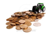Green tractor raking up coins 이미지 (91508919) - 게티이미지뱅크 Green tractor raking up coins
