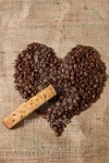 Heart shape made from coffee and cookie 이미지 (117704607) - 게티이미지뱅크 Heart shape made from coffee and cookie