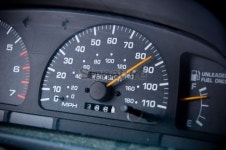 Odometer Showing 230000 Miles and Speed of 85 MPH 이미지... 게티이미지뱅크 Odometer Showing 230000 Miles and Speed of 85 MPH