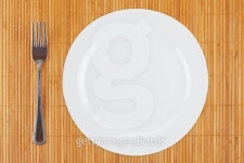 Empty plate and fork 이미지 (147070179) - 게티이미지뱅크 Empty plate and fork