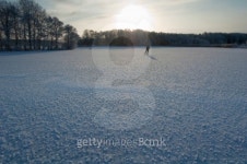 Skating on frosty lake 이미지 (96708465) - 게티이미지뱅크 Skating on frosty lake
