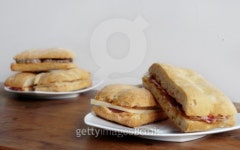 Sandwich time 이미지 (104104495) - 게티이미지뱅크 Sandwich time