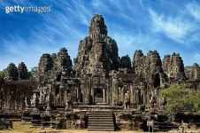 Ancient statue in Angkor Wat, Cambodia 이미지 (176786324) - 게티이미지뱅크 Ancient statue in Angkor Wat, Cambodia