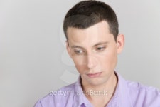 sad young cute guy 이미지 (136295441) - 게티이미지뱅크 sad young cute guy