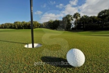 golf ball near pin and cup on green 이미지 (102742689) - 게티이미지뱅크 golf ball near pin and cup on green