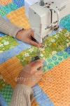 Threading quilt machine 이미지 (146887253) - 게티이미지뱅크 Threading quilt machine