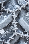 한국타이어용진밧줄 | Tyre with chain 이미지 (97688655) - 게티이미지뱅크 Tyre with chain
