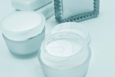 Assorted toiletries 이미지 (119192396) - 게티이미지뱅크 Assorted toiletries