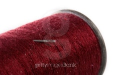 Darkly red threads 이미지 (100840791) - 게티이미지뱅크 Darkly red threads
