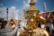 Golden Buddhist Statue 이미지 (119093733) - 게티이미지뱅크 Golden Buddhist Statue
