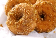 Golden doughnuts 이미지 (123118521) - 게티이미지뱅크 Golden doughnuts