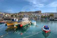 Fishing boats in Puerto de Mogan, Gran Canaria, Spain 이미지 (153560173) - 게티이미지뱅크 Fishing boats in Puerto de Mogan... 