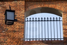 Spike Fence on Brick Wall 이미지 (115813418) - 게티이미지뱅크 Spike Fence on Brick Wall