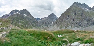 panorama of mountain in Alps Ecrins 이미지 (162667003) - 게티이미지뱅크 panorama of mountain in Alps Ecrins