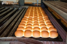 buns of bread in the factory 이미지 (153556718) - 게티이미지뱅크 buns of bread in the factory