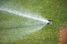 Grass Sprinkler 이미지 (177390840) - 게티이미지뱅크 Grass Sprinkler