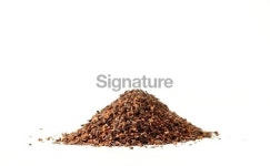 Heap of honeybush tea isolated on white 이미지 (174976833) - 게티이미지뱅크 Heap of honeybush tea isolated on white
