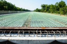 Low view of highway bridge being constructed 이미지 (177304222) - 게티이미지뱅크 Low view of highway bridge being constructed