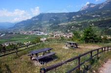 bench in the park 이미지 (158761434) - 게티이미지뱅크 bench in the park