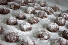 Group of cracked cookies 이미지 (177309307) - 게티이미지뱅크 Group of cracked cookies