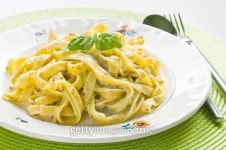 Pesto pasta 이미지 (157993630) - 게티이미지뱅크 Pesto pasta
